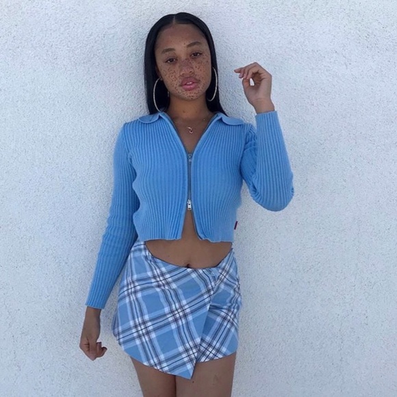 UNIF Brandy Ribbed Zip-Up Sweater - Picture 4 of 6